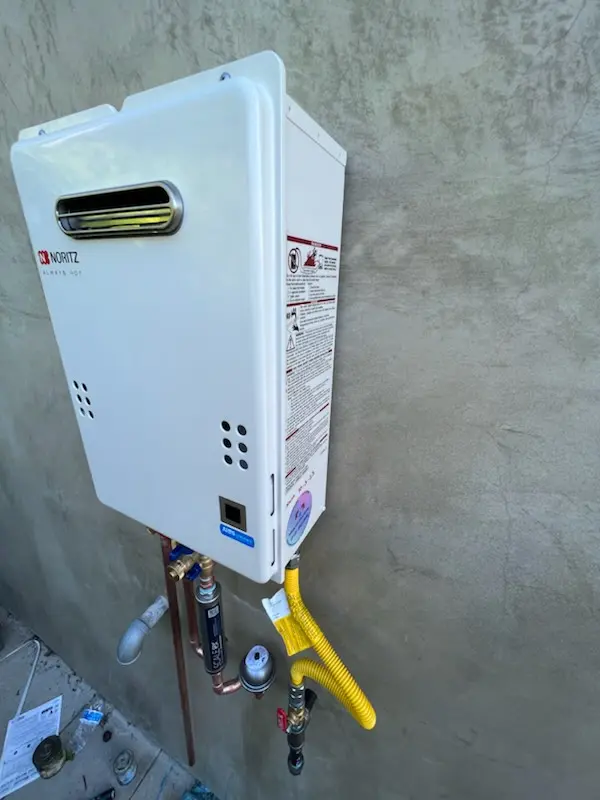 Tankless water heater installation for Thunderbird Hills homes